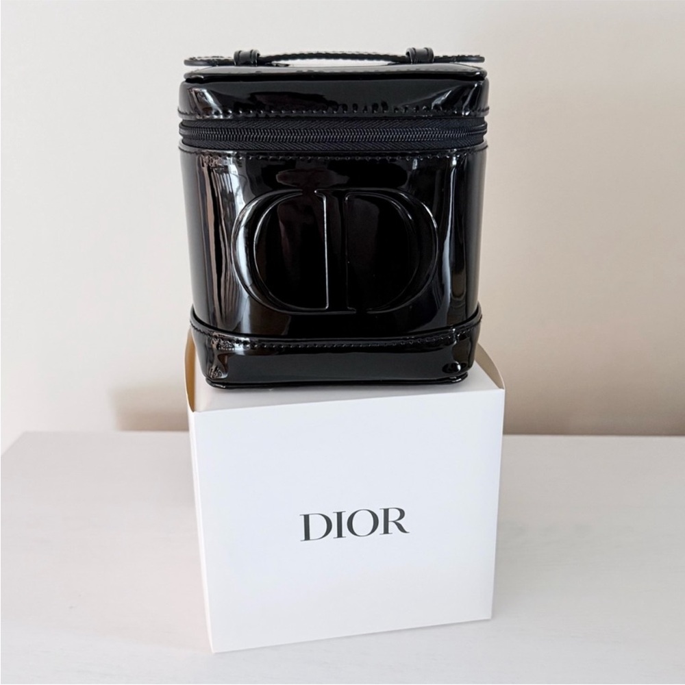Dior Beauty Black Patent Vanity Case Bag - Picture 3 of 8